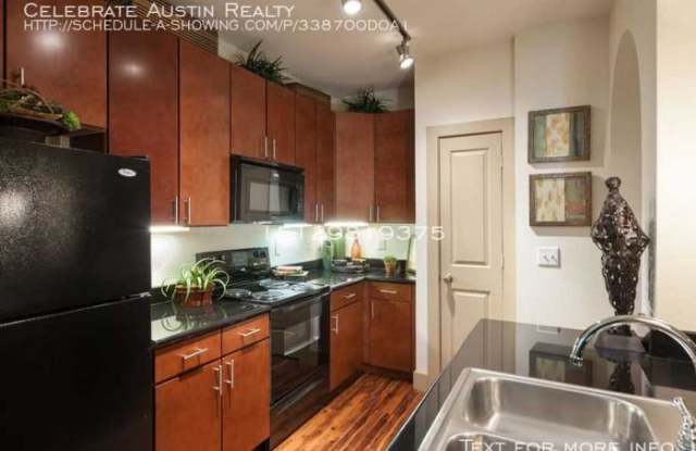 1004 San Marcos - 1004 San Marcos Street, Austin, TX 78702