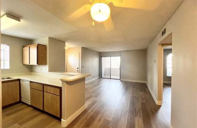 2989 Juniper Hills Boulevard Gallery 3