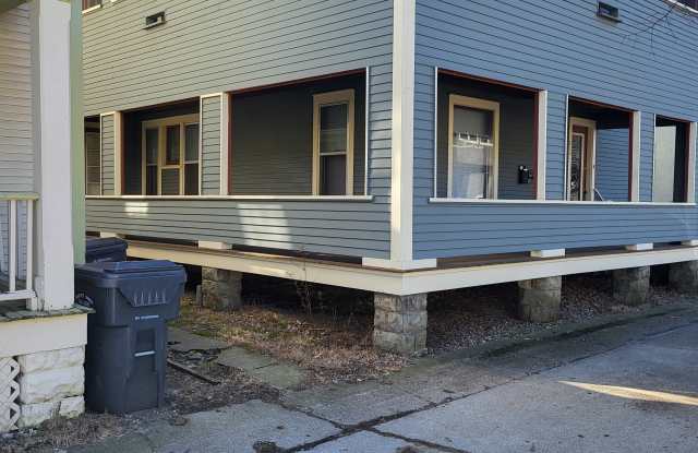813 Ferris Ct - 813 Ferris Court, Kalamazoo, MI 49007