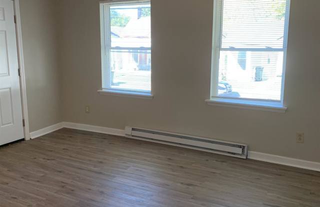 342 Chestnut Gallery 4