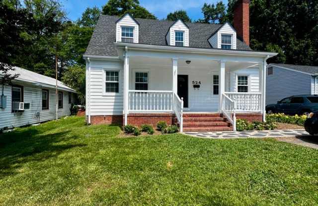 Beautiful Four Bedroom House, Right Off Grove and Patterson!! Lawn Care Included!! photos photos