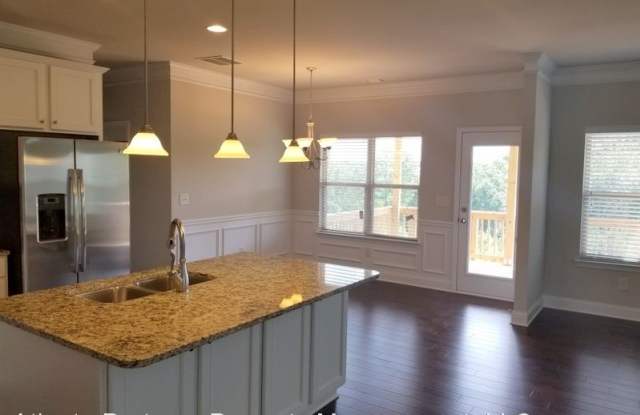 1285 Brynhill Ct Gallery 2