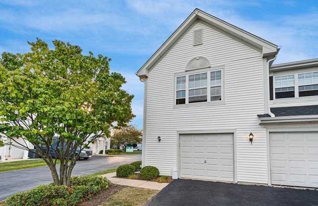 2552 Dickens Drive - 2552 Dickens Drive, Aurora, IL 60503