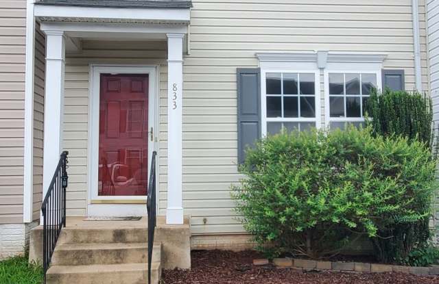 Spacious 3-Bedroom Townhome with Plenty of Storage!! photos photos