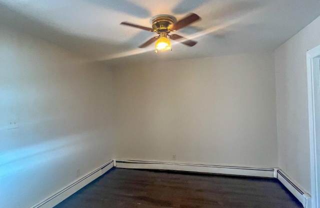 55 RUTGERS Avenue Gallery 4