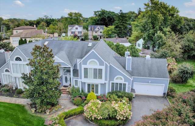 328 E Main Street photos photos