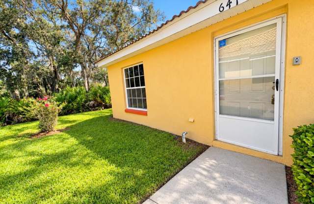 Resort-Style Living at Its Finest – 2BR, 2BA Villa in Lake Marion Golf Resort! Gallery 1