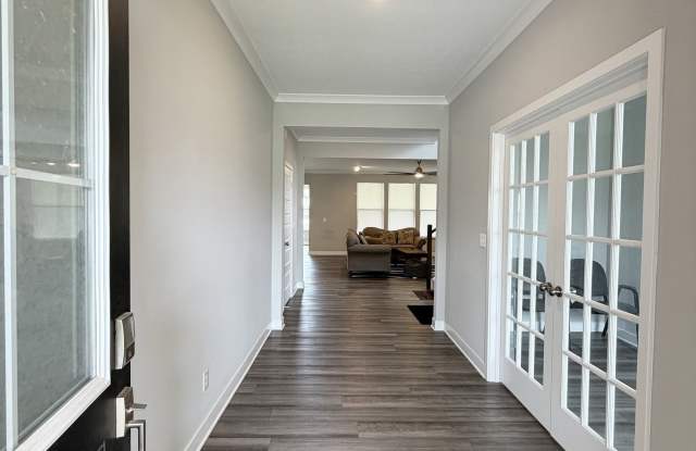 908 Edmonds Place Gallery 3