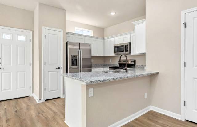 Modern Luxury Townhome Near Brooks City Base | 3 Bed, 2.5 Bath with Garage  Private Yard photos photos