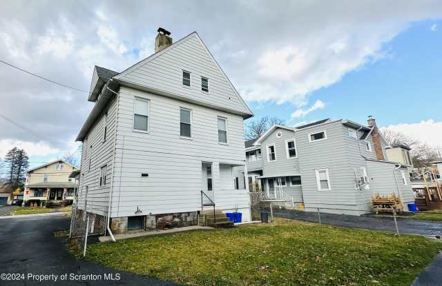 1548 Monsey Avenue Gallery 4