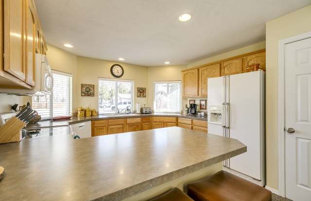 5527 North Edenburgh Place Gallery 3
