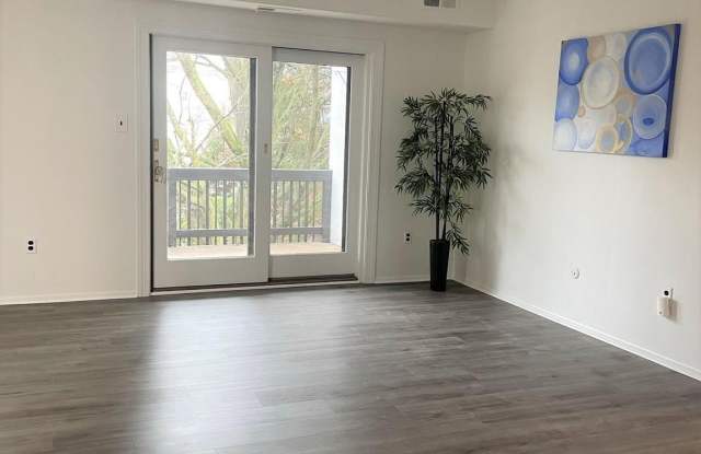 20 DOUGHERTY Boulevard unit: H5 photos photos