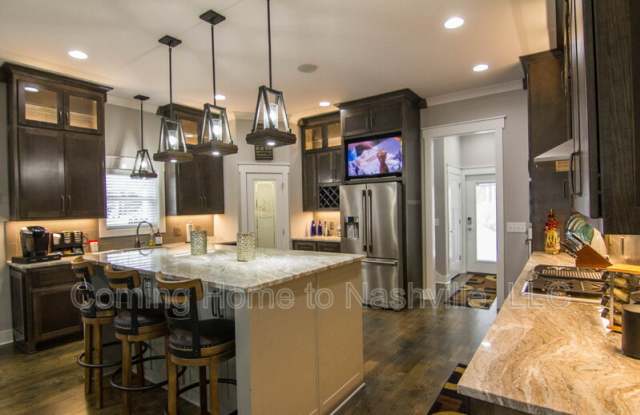 910-A 11th Ave. N - 910 11th Avenue North, Nashville, TN 37208