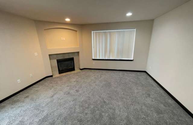 Extremely Gorgeous 3 Bedroom Home for Rent in Lynnwood Gallery 3
