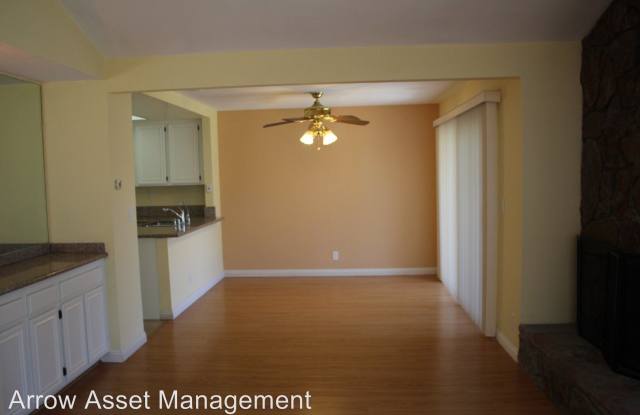 1239 La Casa Drive Gallery 3