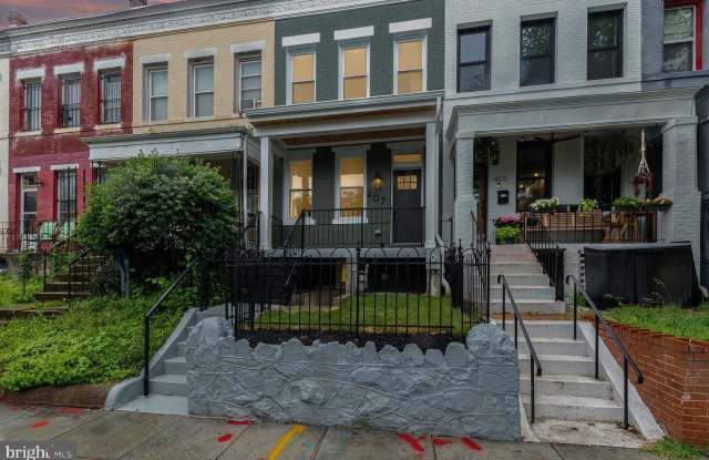 407 16TH STREET SE photos photos