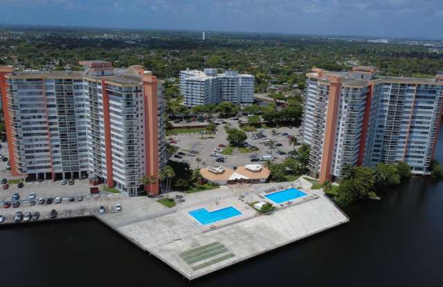 Spacious One Bedroom Two Bath Condo with Parking at Buckley Towers in North Miami Beach photos photos Spacious One Bedroom Two Bath Condo with Parking at Buckley Towers in North Miami Beach photos photos
