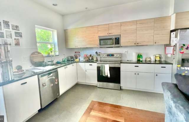 5023 PENTRIDGE STREET Gallery 3