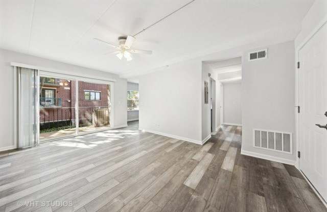 515 N Cass Avenue Gallery 3