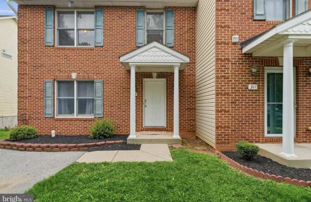 309 GOLDENROD Court Gallery 3