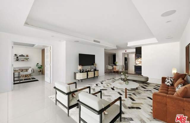 1100 Alta Loma Rd Gallery 3