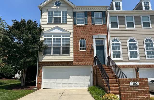 3 Bedroom | 3.5 Bathroom End Unit Morrisville Townhome photos photos
