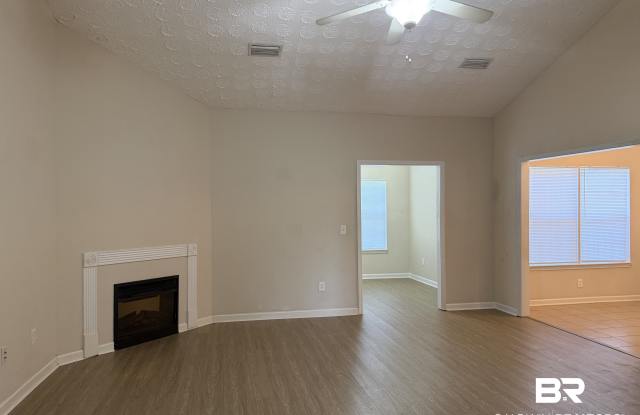 1153 Sloane Cove Gallery 1