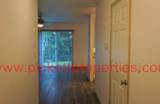 339 Stonewood Place Gallery 4