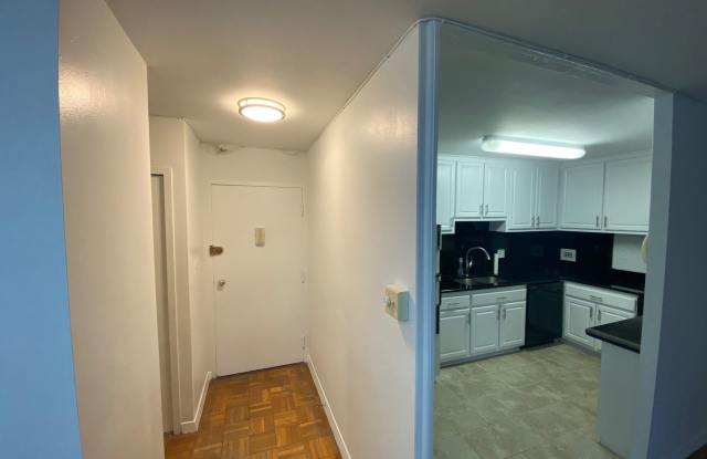 4600 Connecticut Avenue Condos Gallery 3