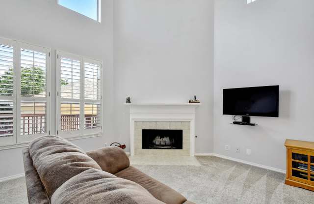 21715 Prospect Hl Gallery 3