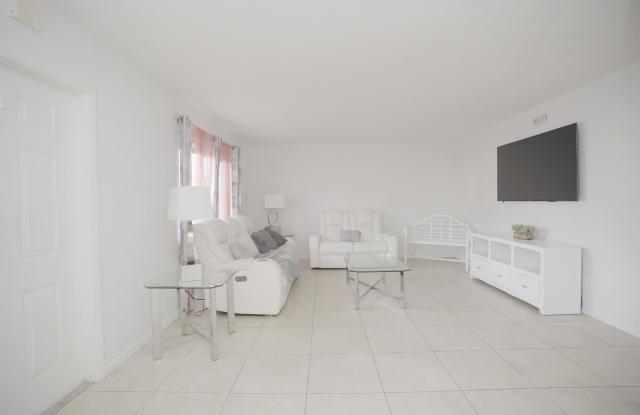 4635 Bayshore Drive - #P7 photos photos