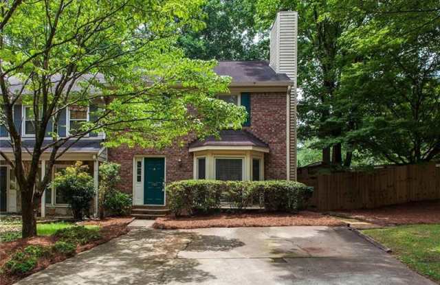 700 Twin Brooks Court SE Gallery 2