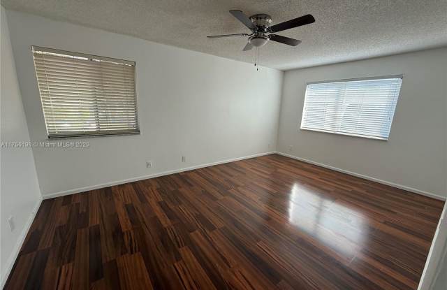 2125 Northwest 57th Avenue photos photos