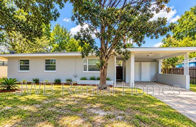 2932 Searchwood Dr Gallery 1