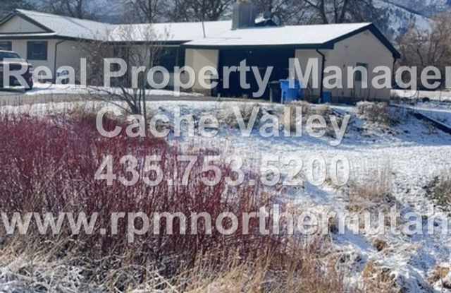 Amazing rental opportunity in Mendon! photos photos