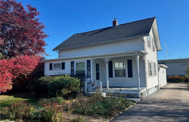 39 Reynolds Street - 39 Reynolds Street, Washington County, RI 02852