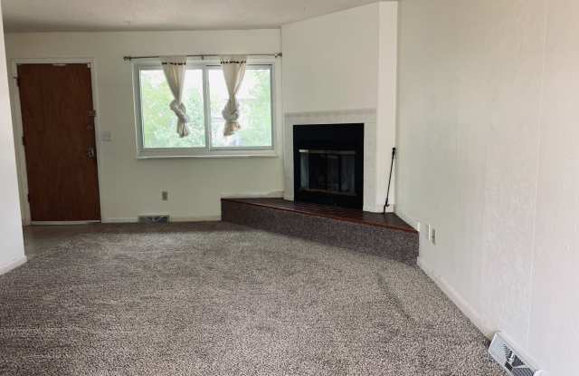 1518 39th St. Gallery 2