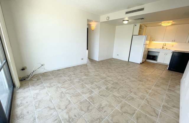 Available now! 2 bedroom 2 bathroom in downtown! Utilities included! photos photos