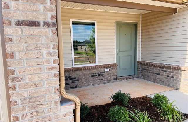 604 Hillsboro Drive Gallery 2