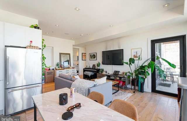 240 N 2ND STREET # Gallery 3