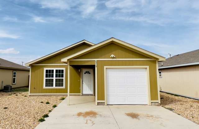 Cozy 3/2/1 in Northeast Lubbock photos photos