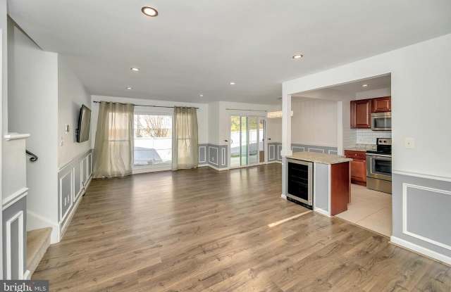 6634 Telegraph Road Gallery 4