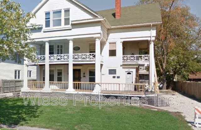 423 East Keys Avenue - 3 photos photos