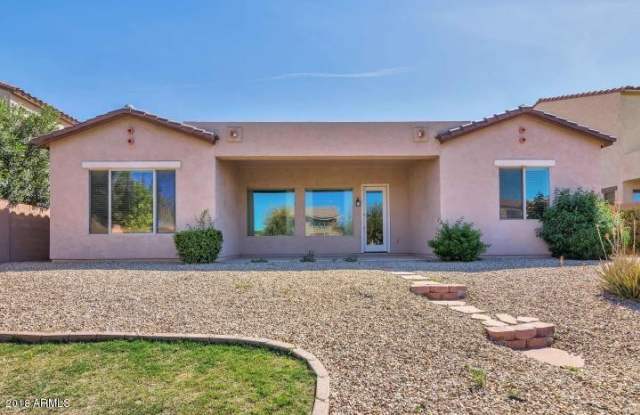 644 E RIVIERA Drive Gallery 4