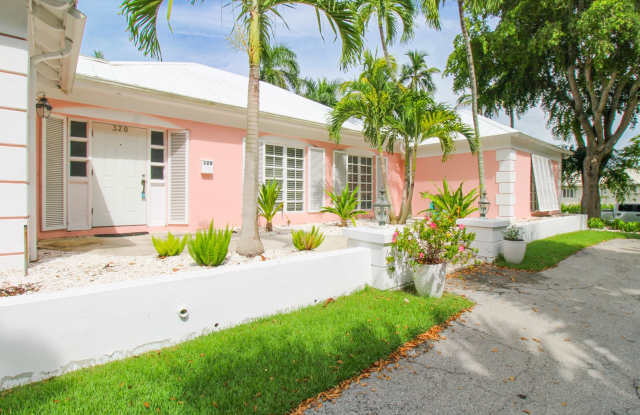 ***DOWNTOWN***OLDE NAPLES***BEACH IS JUST A FEW STEPS FROM FRONT DOOR***4 BEDS/ 3 BATHS***FURNISHED SEASONAL*** photos photos