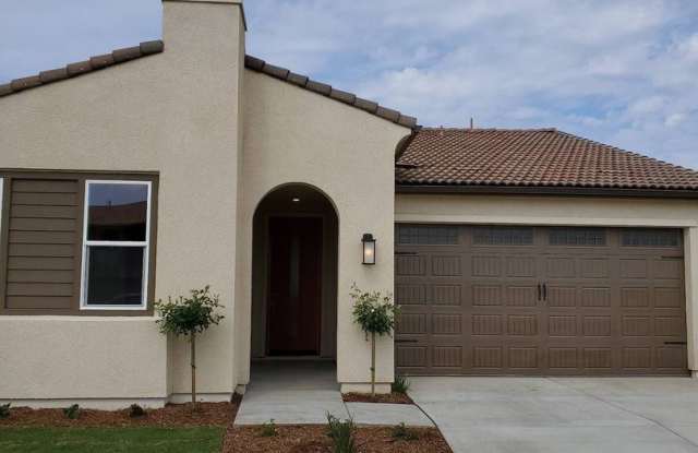 3342 Junipero Ave - 3342 Junipero Ave, Clovis, CA 93619