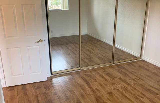 4041 Oakcrest Dr. #207 Gallery 2