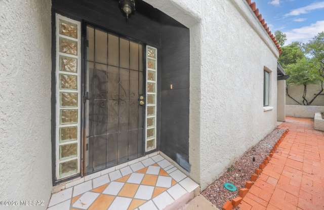2260 N Camino De Esperanto Gallery 3