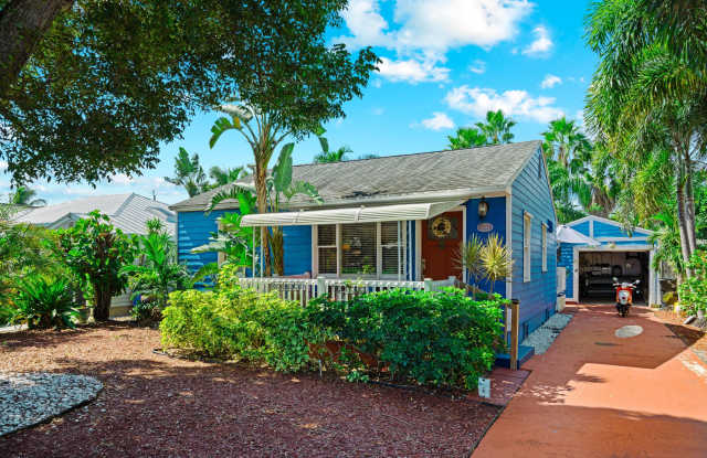 1111 N K Street photos photos