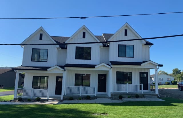 1468 E PEA RIDGE RD - 1 Gallery 1